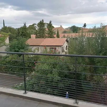 T3 Independant De 62 M2, Place De Parking Prive, Au Calme Et Central, Avec Jardinet Et Balcon * Saint-Georges-dʼOrques