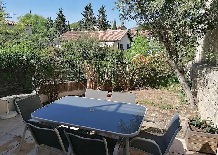 T3 Independant De 62 M2, Place De Parking Prive, Au Calme Et Central, Avec Jardinet Et Balcon 公寓